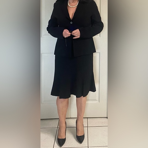 Bianca Nygard Black Blazer and Skirt Set Size 12 - Picture 8 of 13